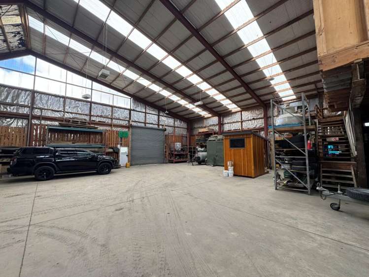 410-412 Tremaine Avenue Takaro_8