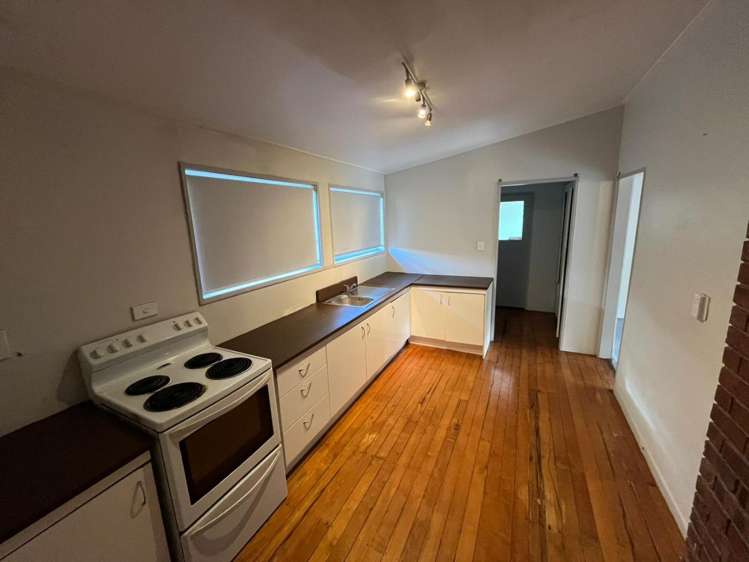 47 Marion Ave Mount Roskill_6