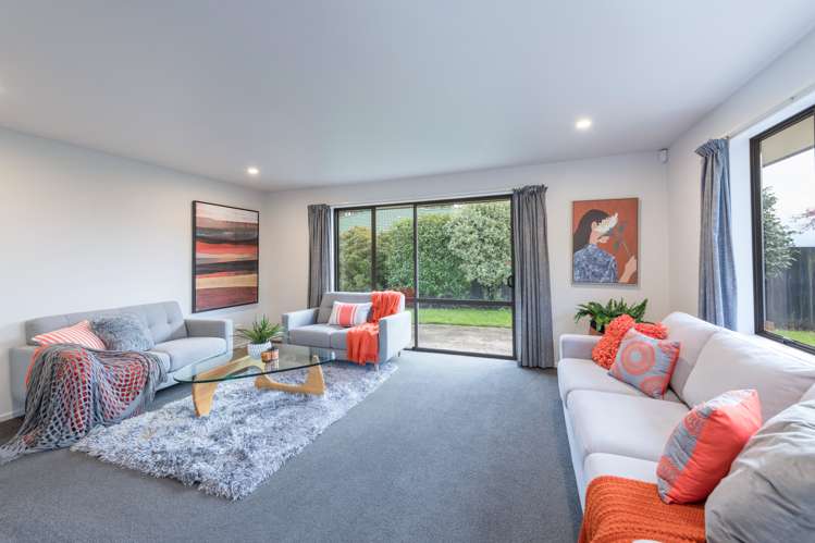 20 Ballard Drive Stoke_9