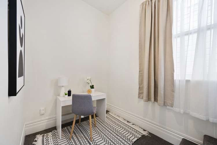 29 Nairn Street Mount Cook_10