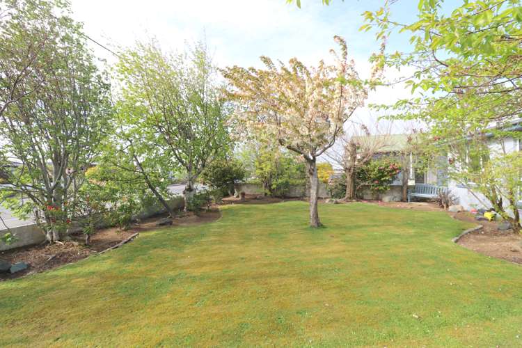 400 North Road Waikiwi_32