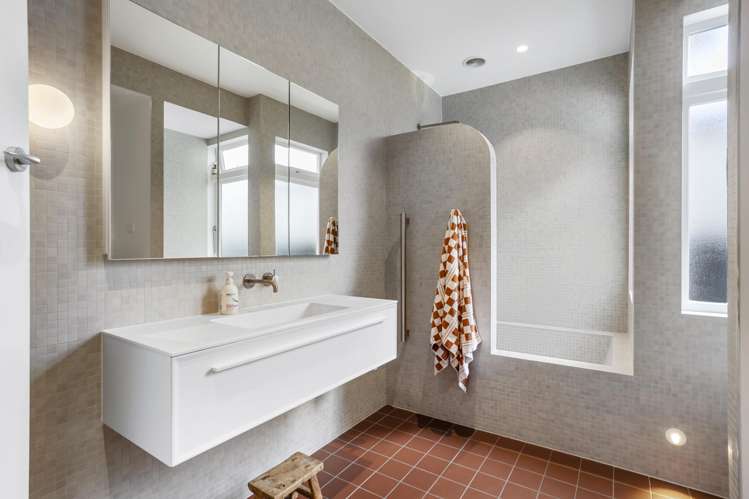 28 Buxton Street Point Chevalier_14