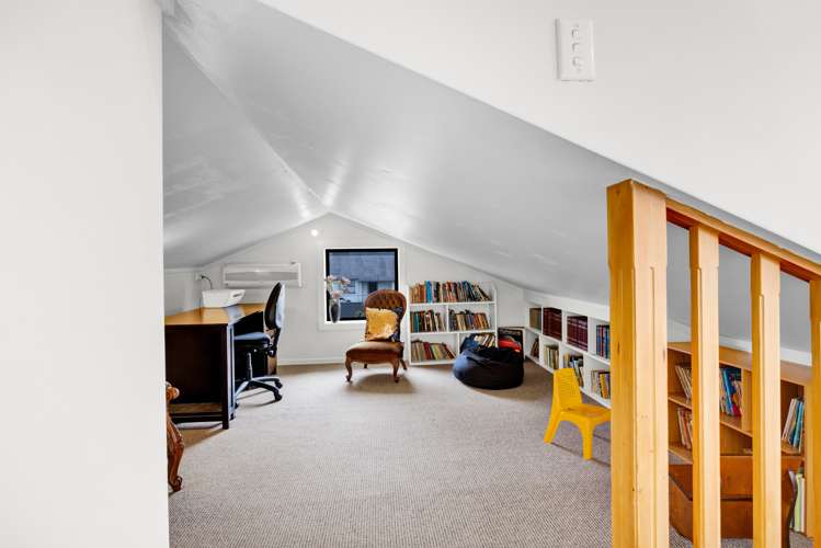 6 Egmont Street Hawera_27