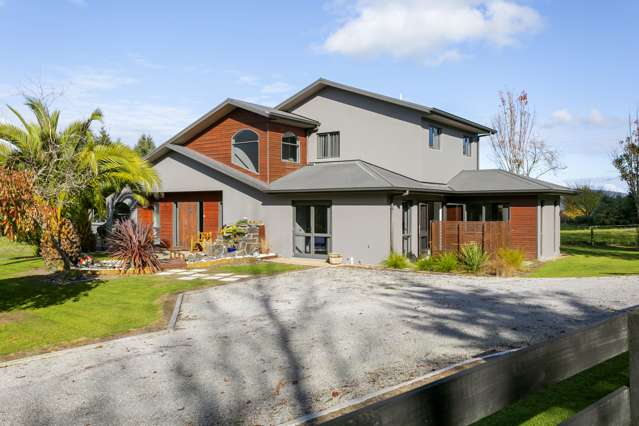 4/864 Whangamata Road Kinloch_1