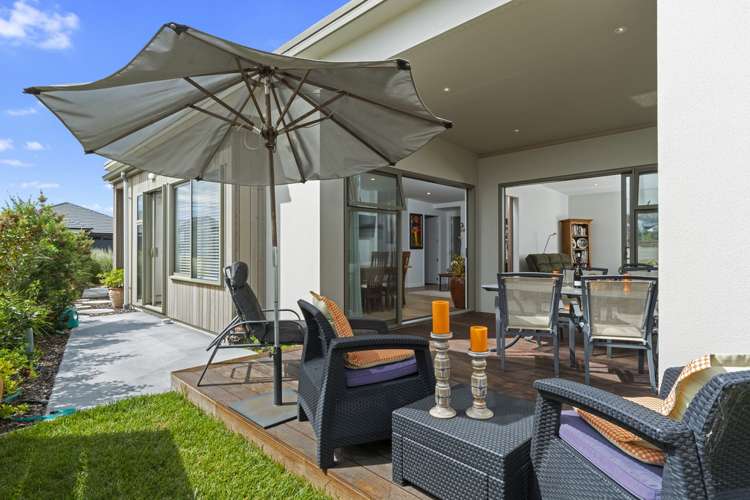 8 Awatira Drive Papamoa_12