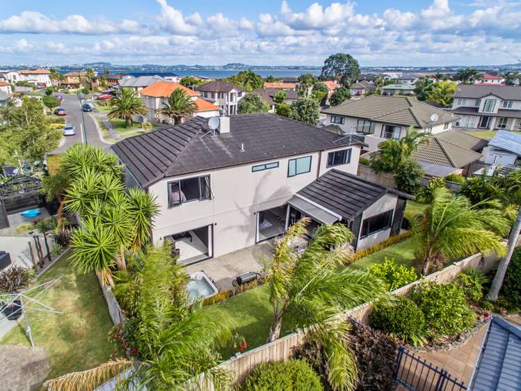 10 Waimanu Bay Drive Te Atatu Peninsula_21