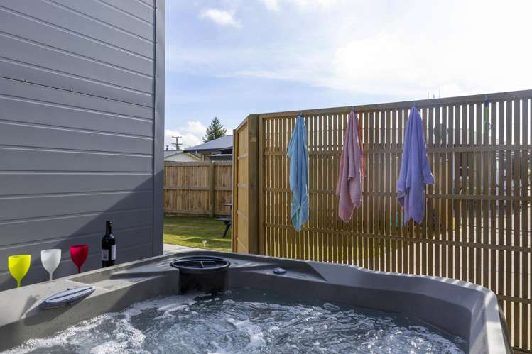 5 Tawa Street Hilltop_32