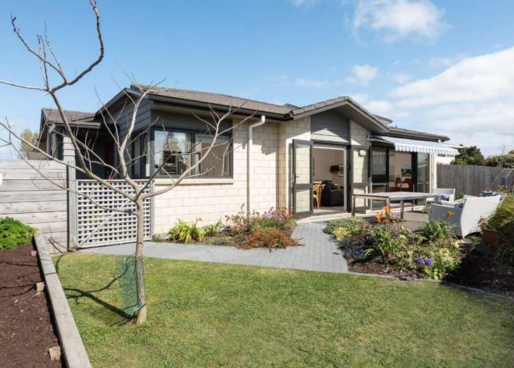 176a Levers Road Matua_0