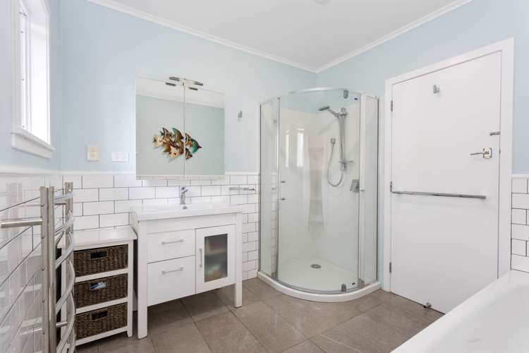 88 Rosario Crescent Red Beach_15