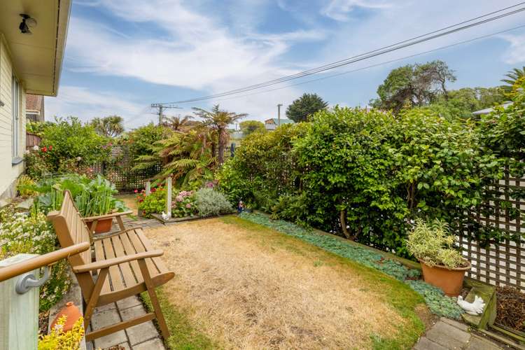 1/57 Beach Road North New Brighton_9