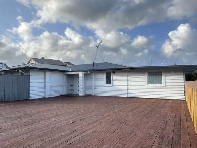 Four Bedrooms Family Home in Forrest Hill