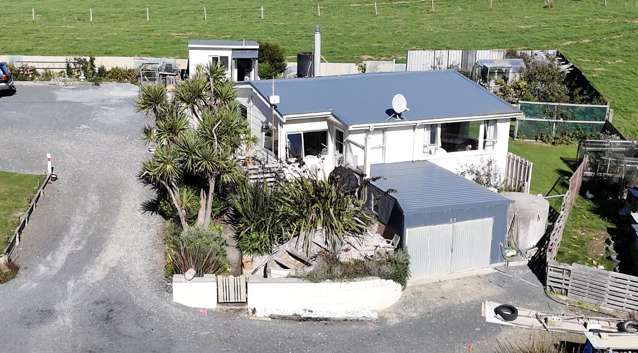 13 Wood Street Kaka Point_1