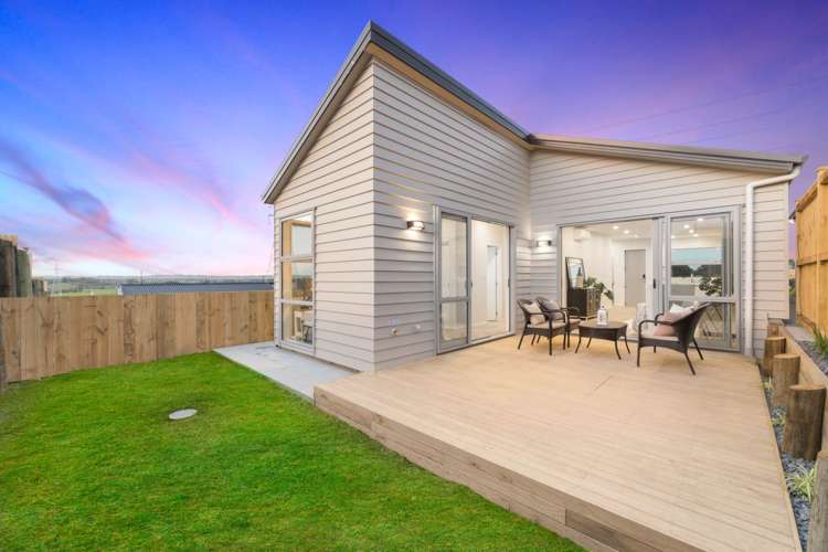 37 Puwha Street Massey_0