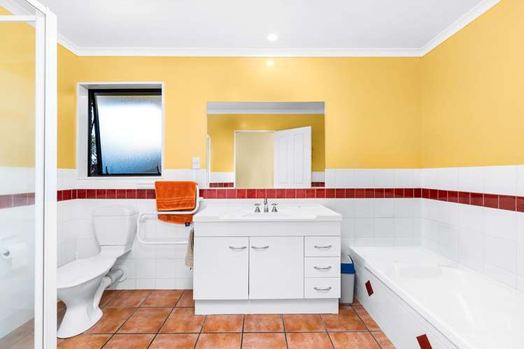 8 Thornaby Close Burnside_17