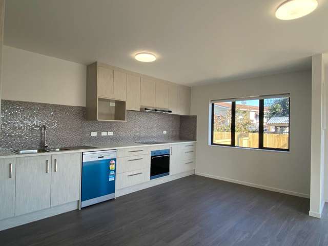 B-1/10 John Walker Drive Manurewa_1