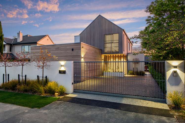 3 Ngahere Street Fendalton_24