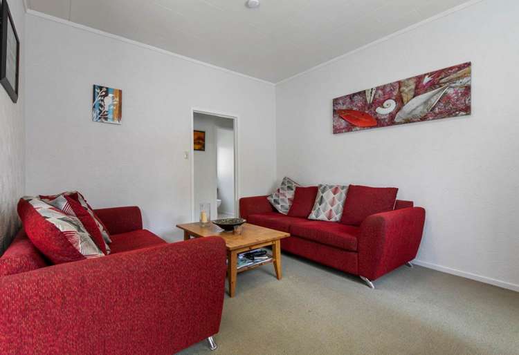 1/71 Captain Scott Road Glen Eden_8