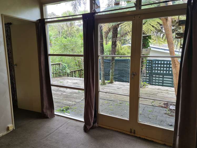 16 De Val Drive Titirangi_13