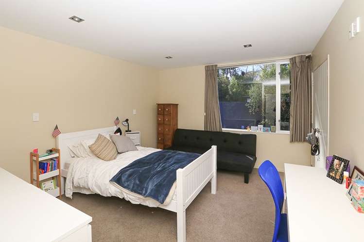 656a River Road Chartwell_10