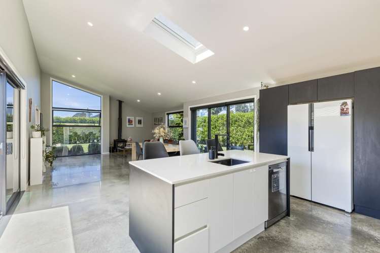 1 Armstrong Avenue Waitara_10