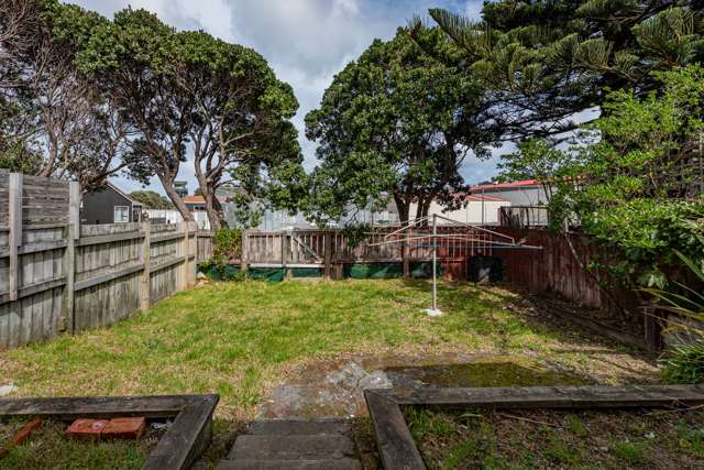 218 Coutts Street Rongotai_1