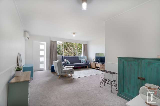 1/377 Main Road Tawa_2