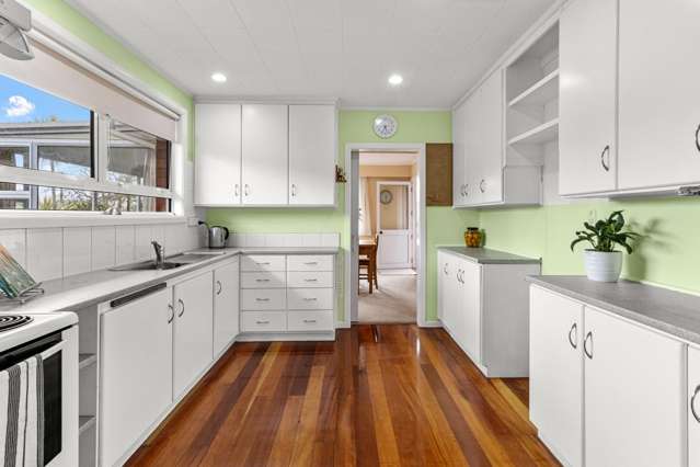 14c Cowling Road Hurdon_2