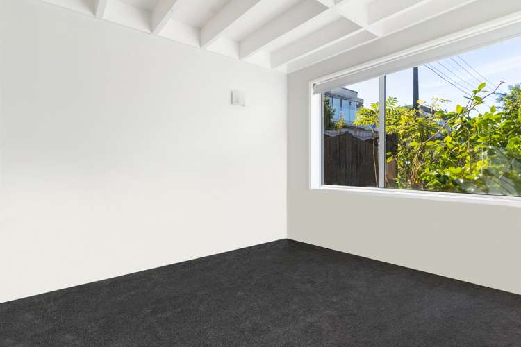 4/7 Balmain Road Birkenhead_7