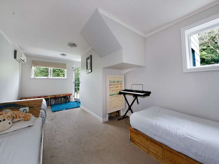 1188 Huia Road Huia_10