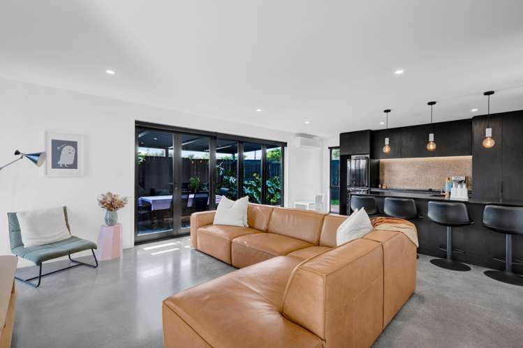 1 Rehua Place_2