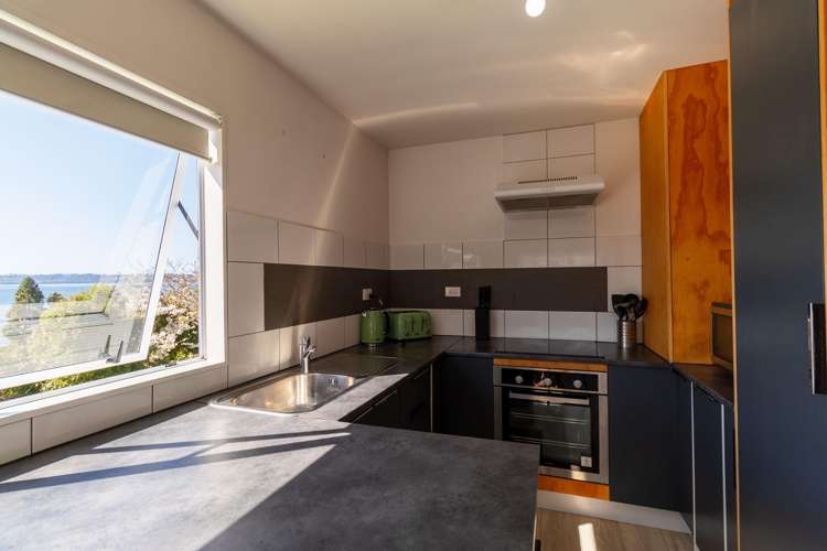 11 Tupara Crescent Kawaha Point_30