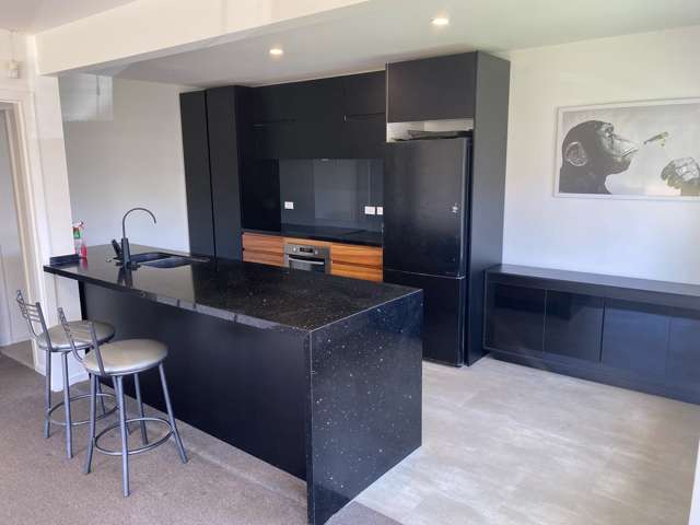 25 Holland Avenue Point England_2