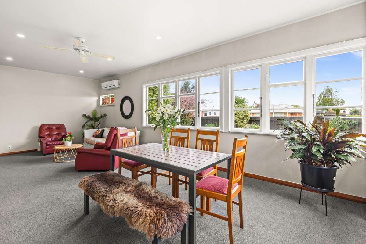 82 Latham Street_1