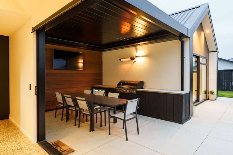 11 Three Kings Court Outram_22