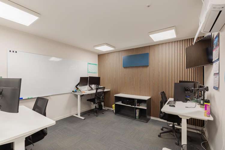 3B/40 Waters Avenue Burleigh_7