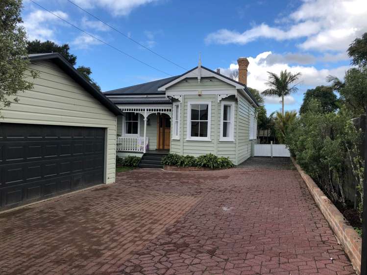 30 Blockhouse Bay Road Avondale_1