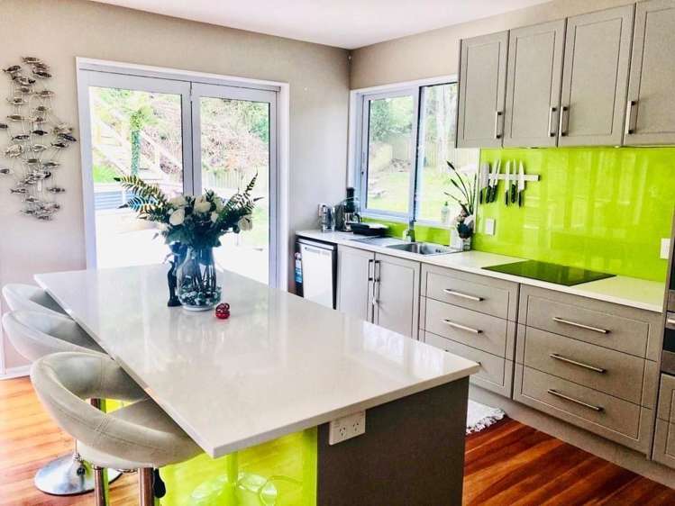 11 Morgan Place Tawa_1