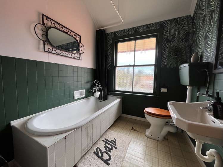 67 Palmerston Street Riverton_26