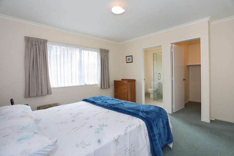 17 Johnson Street Bulls_11