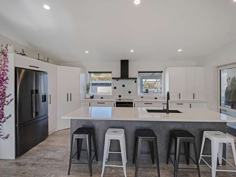 14 Mowhanau Drive Kai Iwi_8