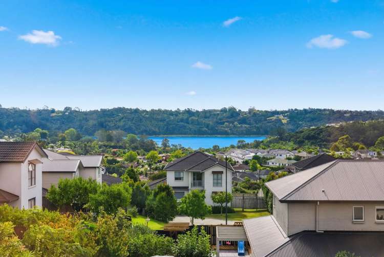 30 Mackay Drive Greenhithe_24