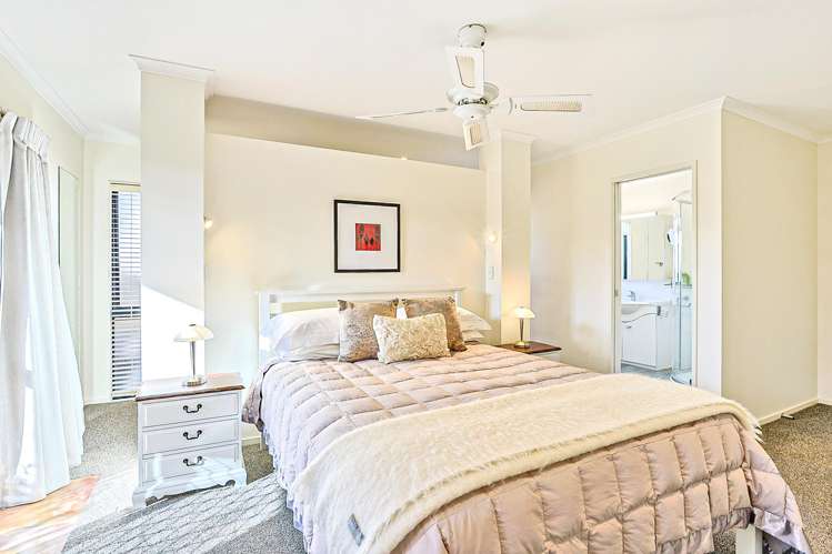 10 Park Lane Greenmeadows_16