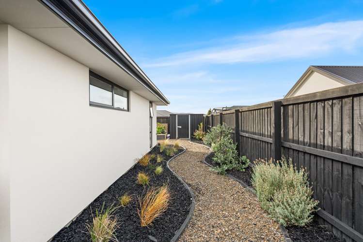 20 Florence Drive Lincoln_28