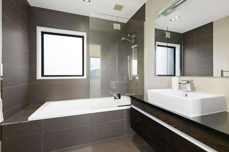 5 Ridge View Crescent Pukekohe_22