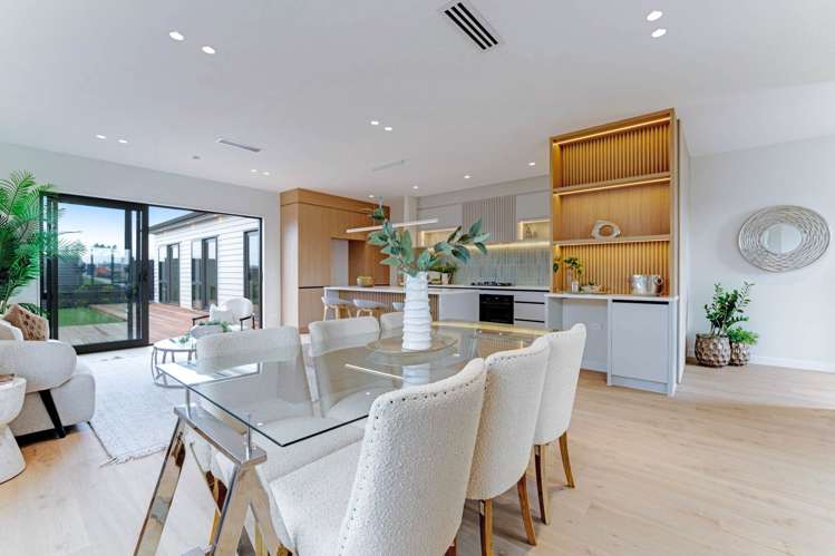 77 Parish Drive_2