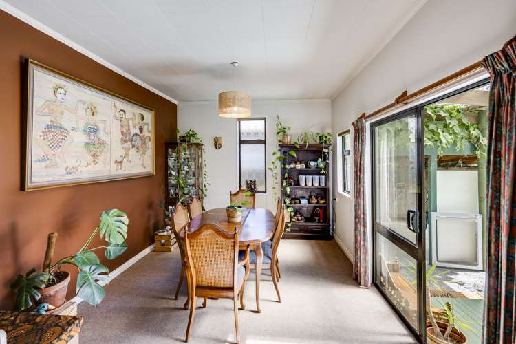 607 Frederick Street West Mahora_11