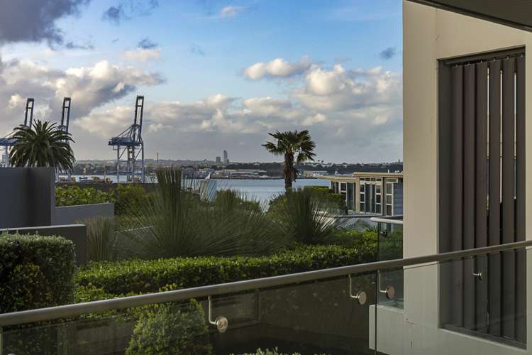 132a Saint Stephens Avenue Parnell_11