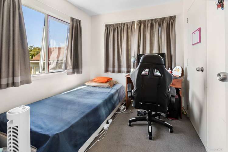 34a Mount Smart Road Onehunga_10