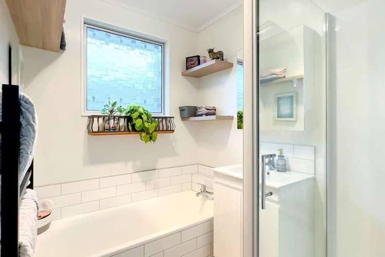 7 Graham Grove Waikanae_13