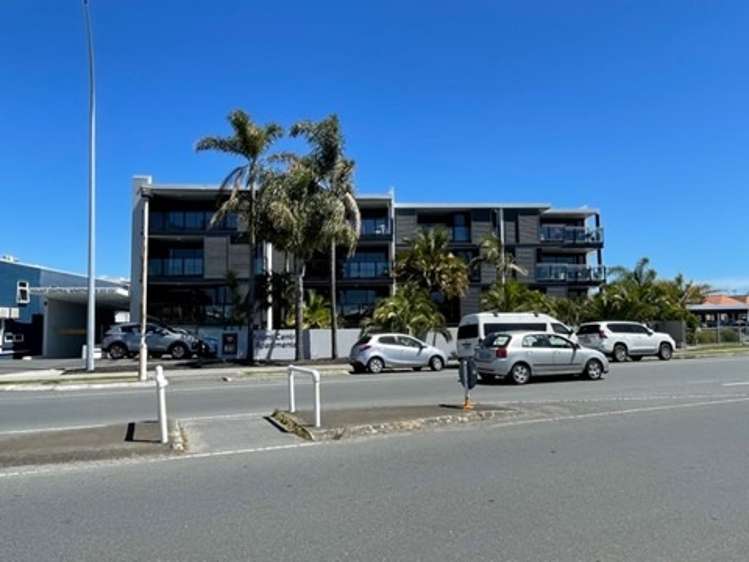 210/424 Maunganui Road_0